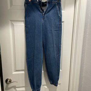 Express jeans. New, never been worn. Beautiful dark blue color. Size 6
